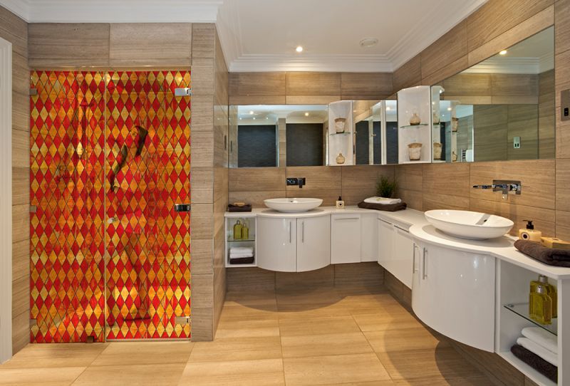 SOLYX SXRR-9043-T Ruby Diamond Stained Glass - Transparent — additional manufacturer product photo